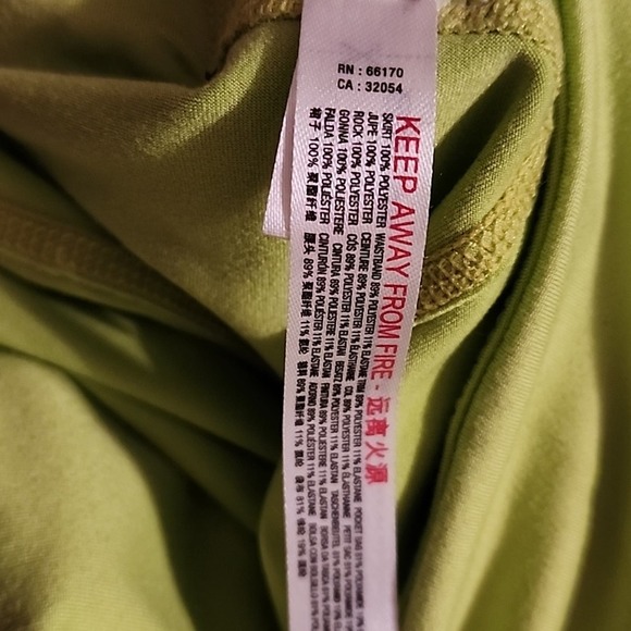 FREE PEOPLE Movement Chartreuse Skirt Ruffled Short Size‎ Large - Picture 10 of 10